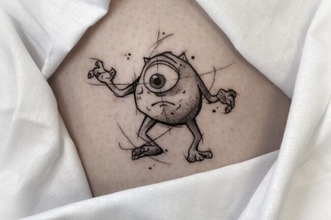 Tatuaje dibujo Monstruos University Mike Wazowski. Autor: Yolitron.